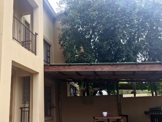 Townhouse for sale in Tlhabane, North West