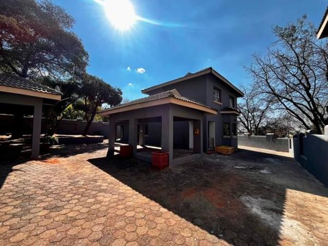 Townhouse for rent in Tlhabane, North West