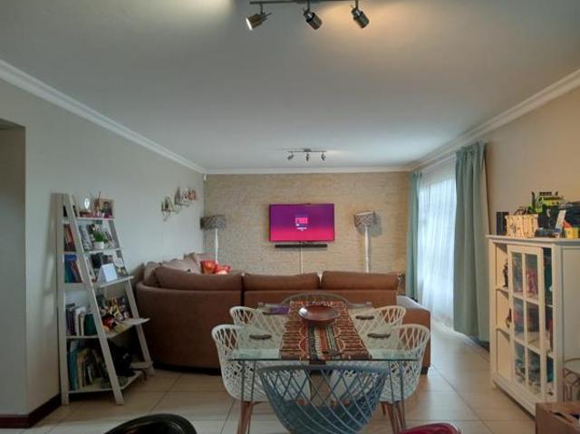 Townhouse for rent in Tlhabane, North West