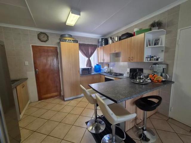 Townhouse for sale in Tlhabane, North West