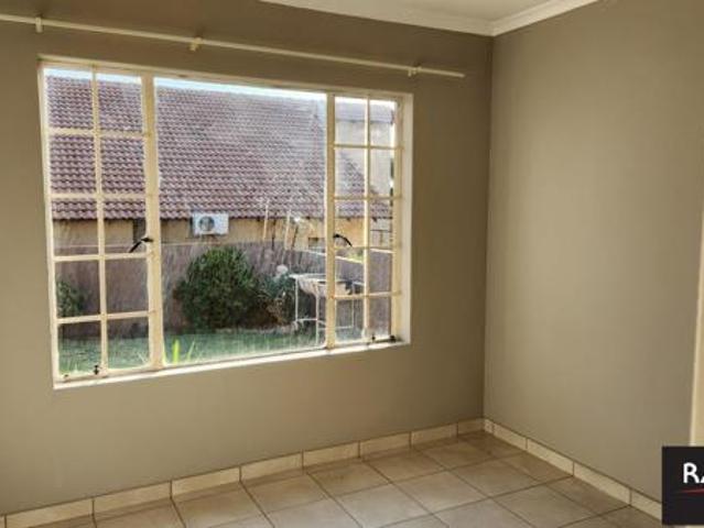 Townhouse for rent in Tlhabane, North West