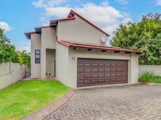 Townhouse for sale in Alexandra, Gauteng