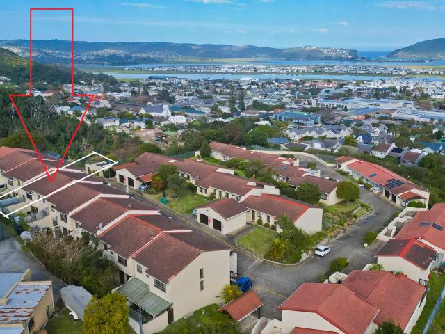 Townhouse for sale in Groot Brak Rivier, Western Cape