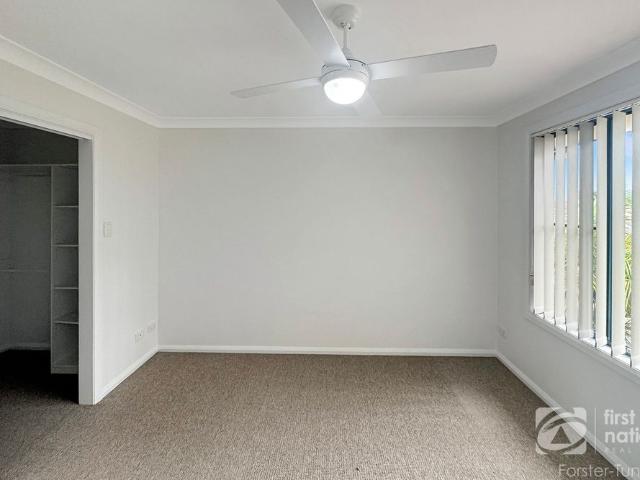Townhouse for rent in Tuncurry, New South Wales