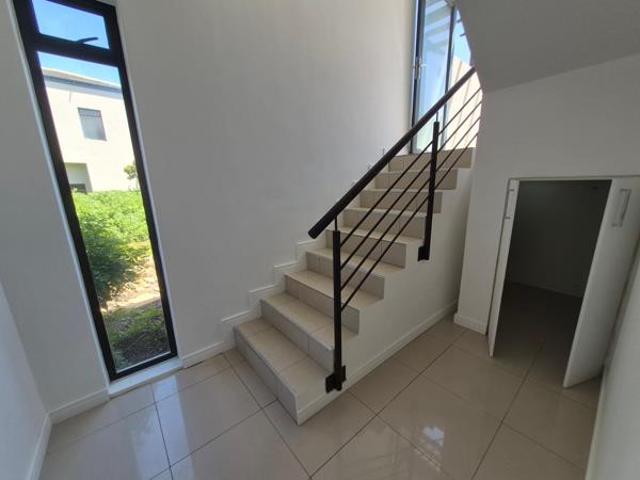 Townhouse for rent in Cape Town, City of Cape Town