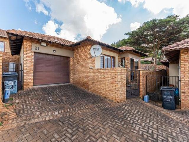 Townhouse for sale in Westonaria, Gauteng