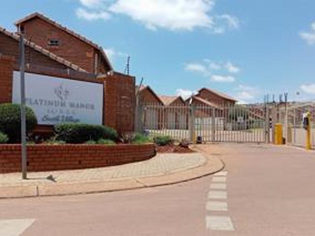 Townhouse for sale in Akasia, Gauteng