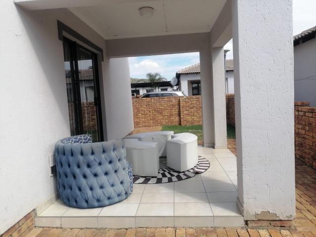 Townhouse for sale in Akasia, Gauteng