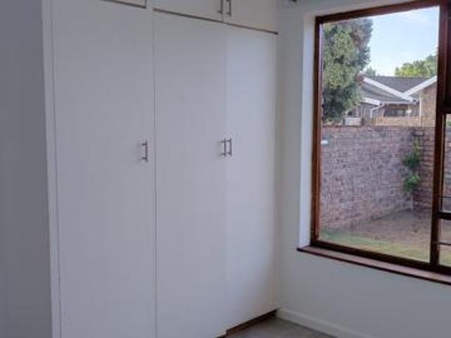 Townhouse for sale in Port Elizabeth, Eastern Cape