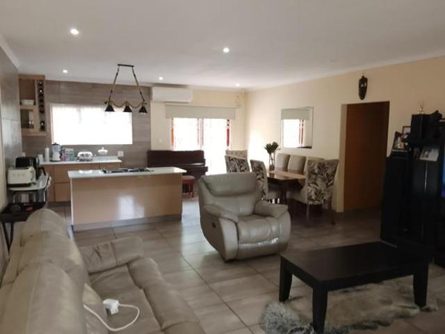 Townhouse for sale in Umgungundlovu, Kwazulu-natal