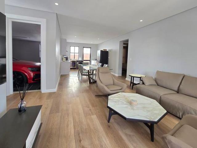 Townhouse for rent in Cape Town, City of Cape Town