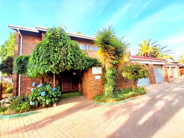 Townhouse for sale in Midrand, City of Johannesburg Metropolitan Municipality