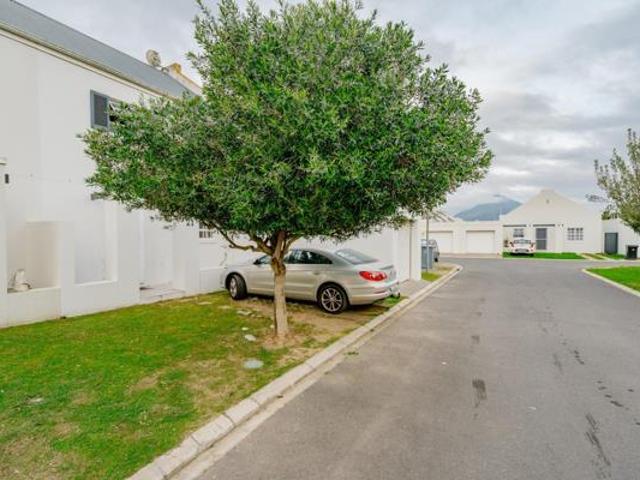 Townhouse for sale in Durbanville, Western Cape