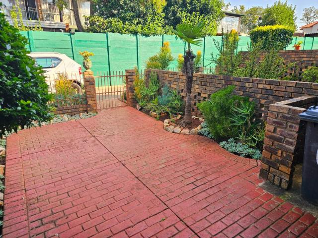 Townhouse for rent in Centurion, City of Tshwane Metropolitan Municipality