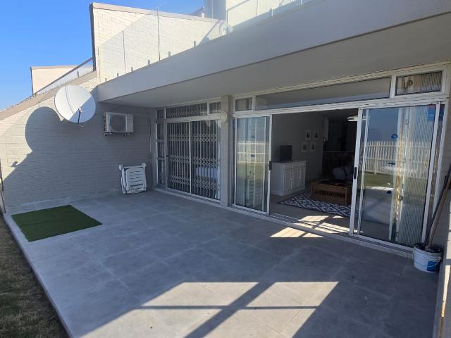 Townhouse for rent in Princess Grant, Kwazulu-natal