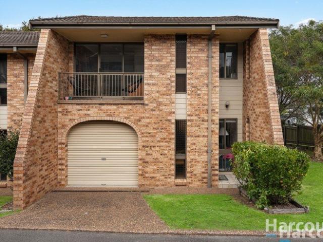 Townhouse for rent in Ambergate, New South Wales