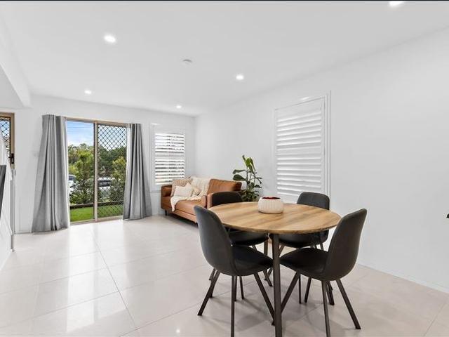 Townhouse for rent in Toombul, Queensland