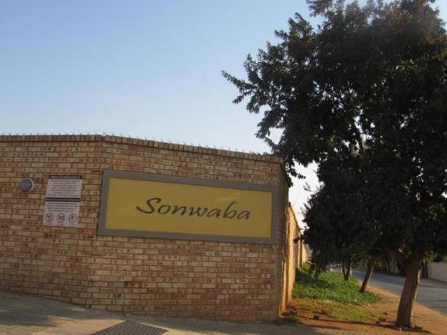 Townhouse for sale in Westonaria, Gauteng
