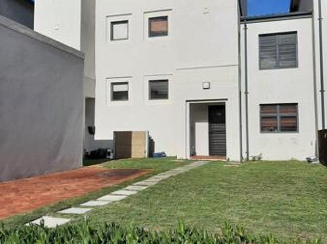 Townhouse for rent in Cape Town, Western Cape
