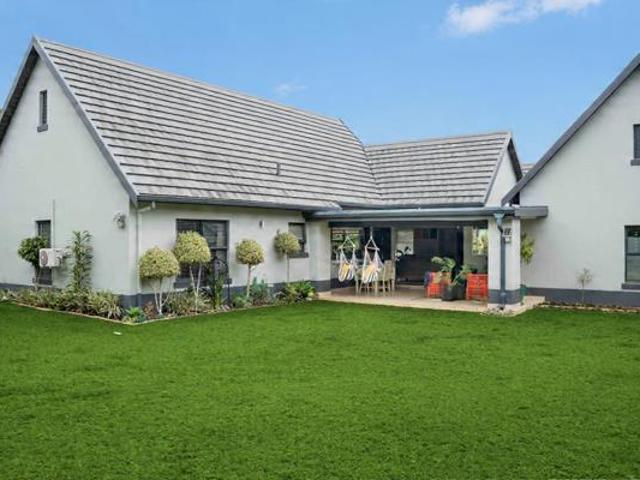 Townhouse for sale in Seaview, Kwazulu-natal