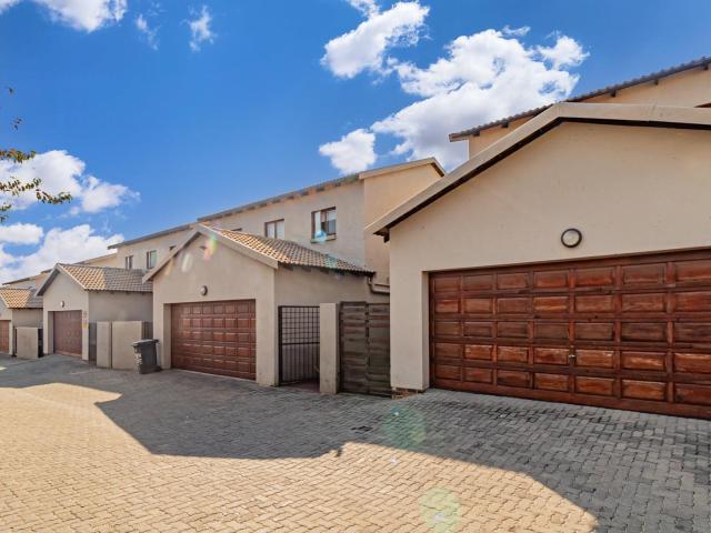 Townhouse for sale in Midrand