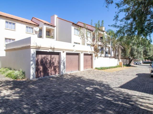 Townhouse for sale in Tembisa, Gauteng