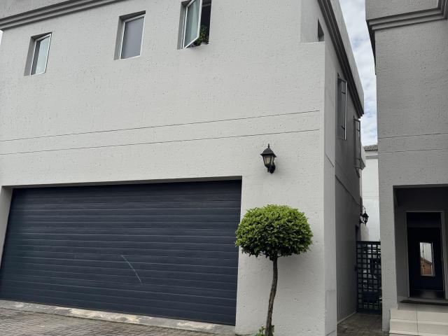 Townhouse for sale in Alexandra, Gauteng