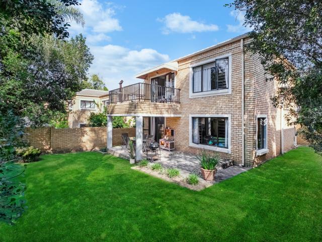 Townhouse for sale in Alexandra, Gauteng