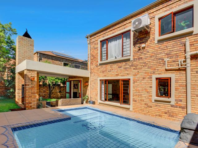 Townhouse for sale in Alexandra, Gauteng
