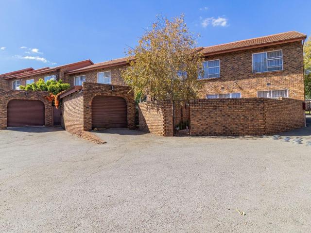 Townhouse for sale in Ekurhuleni, Gauteng