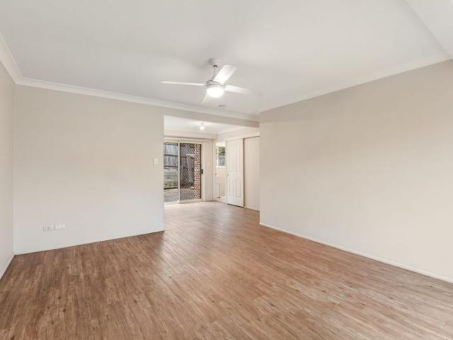 Townhouse for rent in Toombul, Queensland