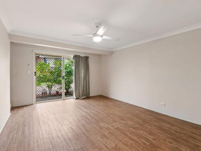 Townhouse for rent in Toombul, Queensland
