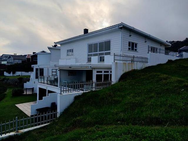 Townhouse for rent in Groot Brak Rivier, Western Cape
