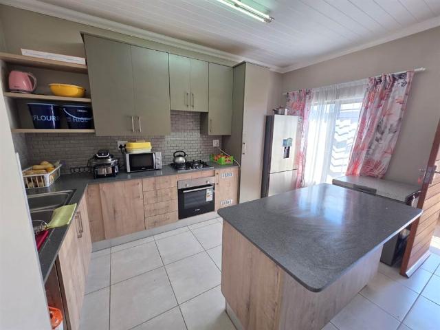 Townhouse for sale in De Aar, Northern Cape
