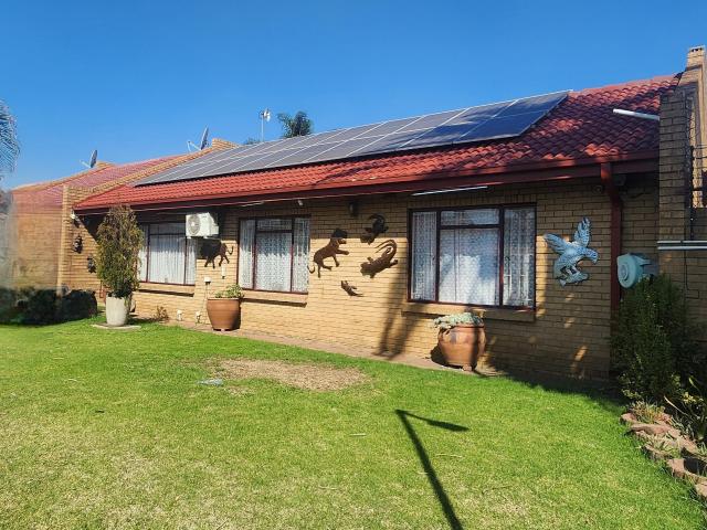 Townhouse for sale in Witbank, Mpumalanga