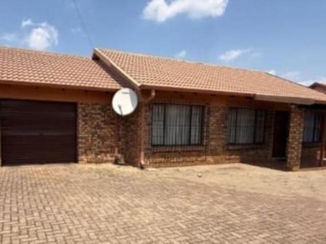 Townhouse for rent in eMalahleni, Emalahleni Local Municipality