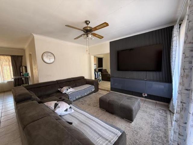 Townhouse for rent in Witbank, Mpumalanga