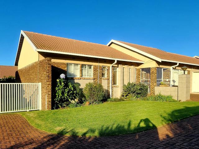 Townhouse for sale in Witbank, Mpumalanga