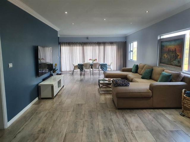 Townhouse for sale in Kwazulu-natal