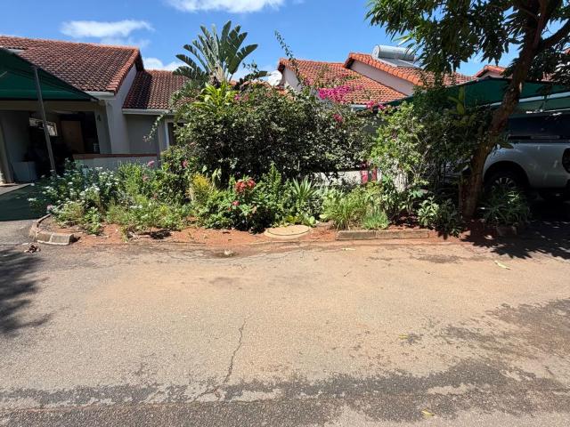 Townhouse for sale in Tongaat Beach, Kwazulu-natal