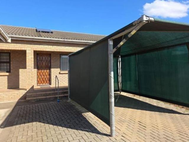Townhouse for sale in Eastern Cape
