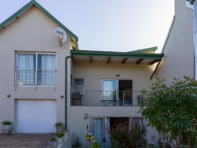Townhouse for sale in Groot Brak Rivier, Western Cape