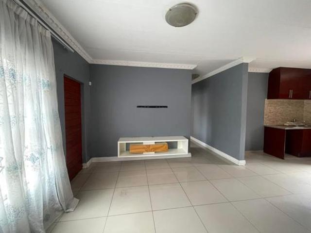 Townhouse for rent in eMalahleni, Emalahleni Local Municipality