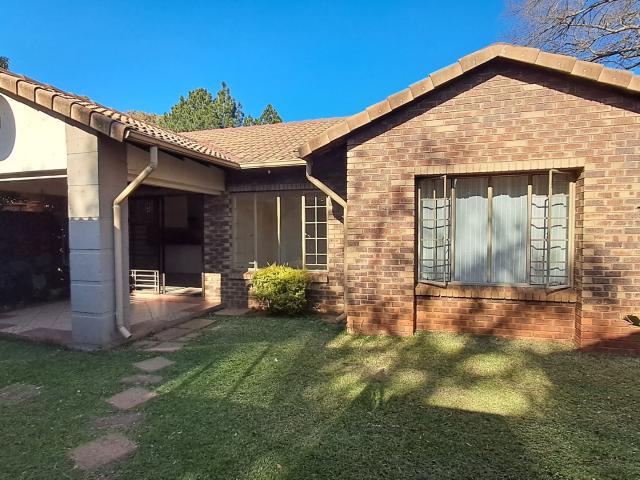 Townhouse for rent in Centurion, Gauteng
