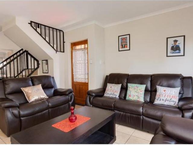 Townhouse for rent in Centurion, Gauteng