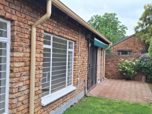Townhouse for sale in Waterkloof, Gauteng