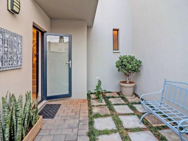 Townhouse for sale in Waterkloof, Gauteng