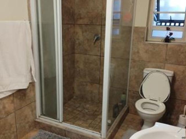 Townhouse for rent in Waterkloof, Gauteng