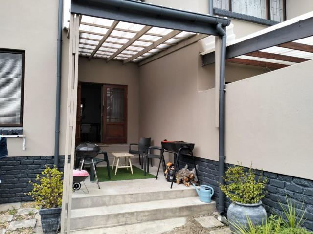Townhouse for rent in Groot Brak Rivier, Western Cape
