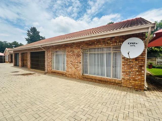 Townhouse for sale in Sedibeng, Gauteng
